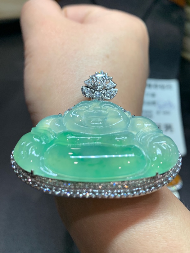 折后缅A翡翠18k真钻吊坠 超大佛整47-48.5-13.5裸27.5-45.3-6+mm