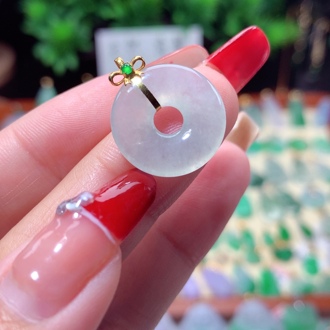 翡翠吊坠(不含链)18K金镶嵌