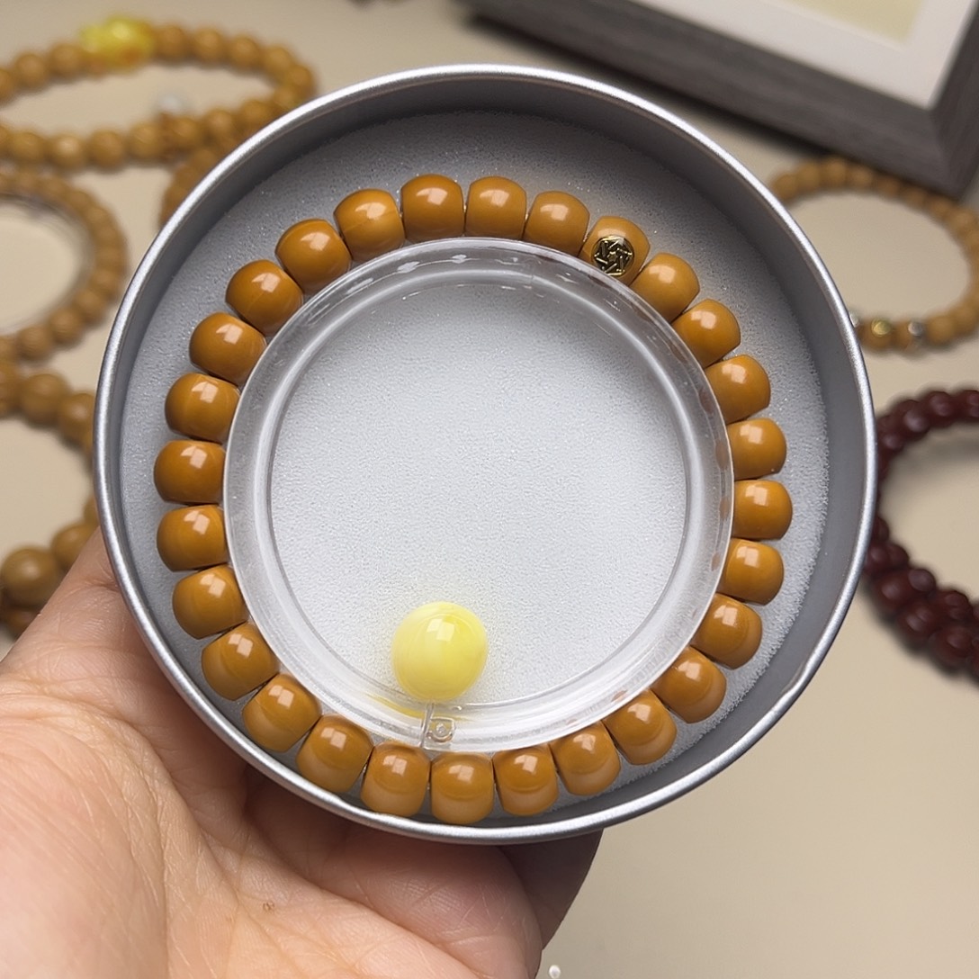 大***阳猴头核桃吊坠直切8.7左右