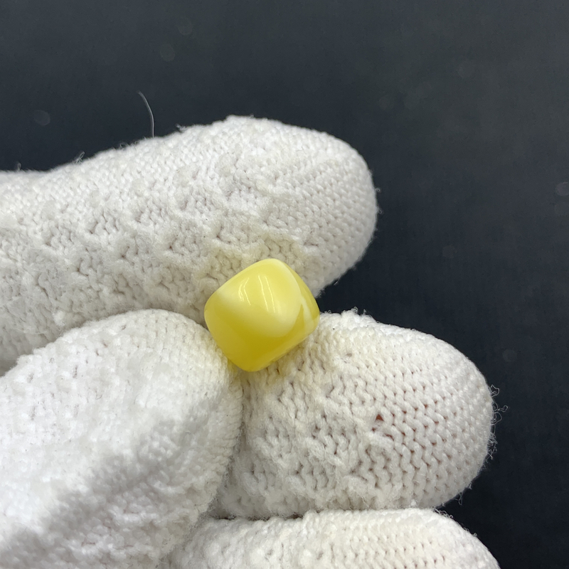 X1150保真原矿俄料尺寸10*8.4mm蜜蜡单颗老型单珠隔珠微瑕放漏
