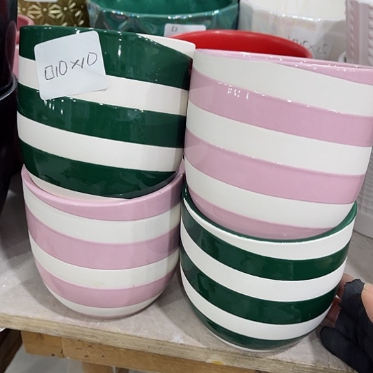 多肉绿植陶瓷花盆9.9包邮，有孔