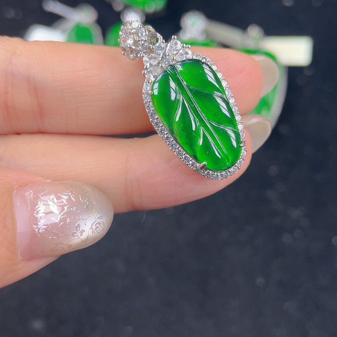 翡翠吊坠(不含链)银S925镶嵌