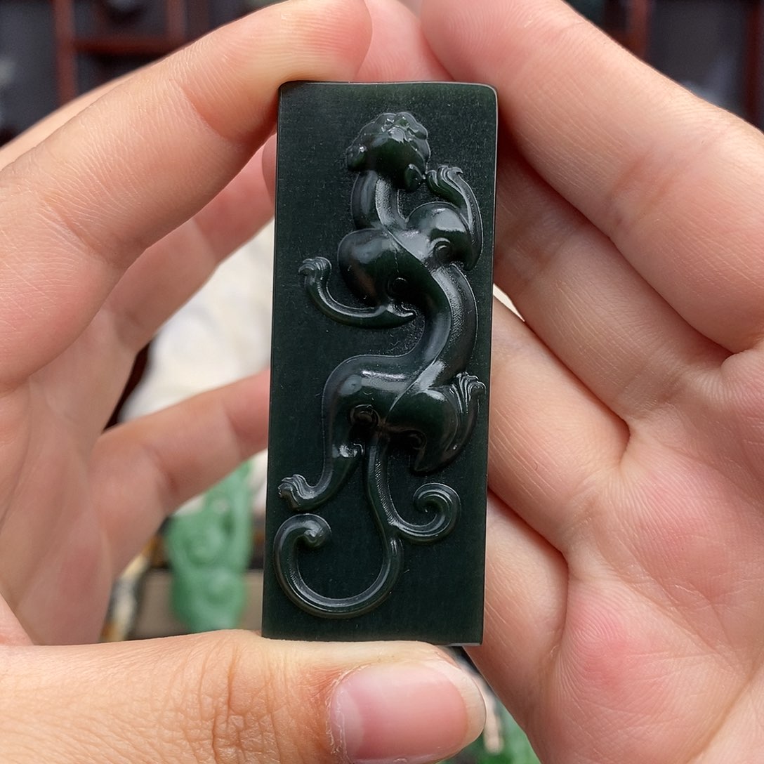 和田玉挂件未镶嵌