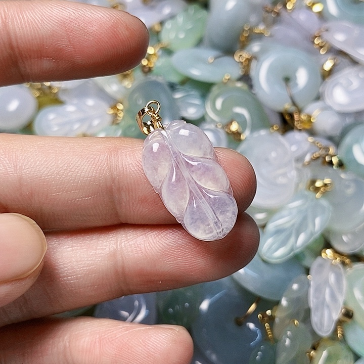 翡翠未镶嵌颈饰天然A货翡翠