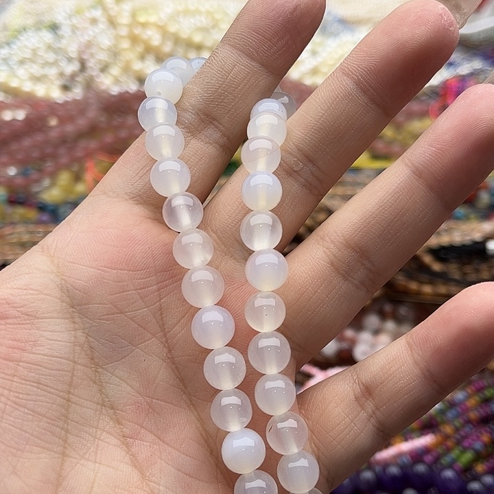 玛瑙/玉髓珠宝半成品未镶嵌一条10mm左右白玛瑙