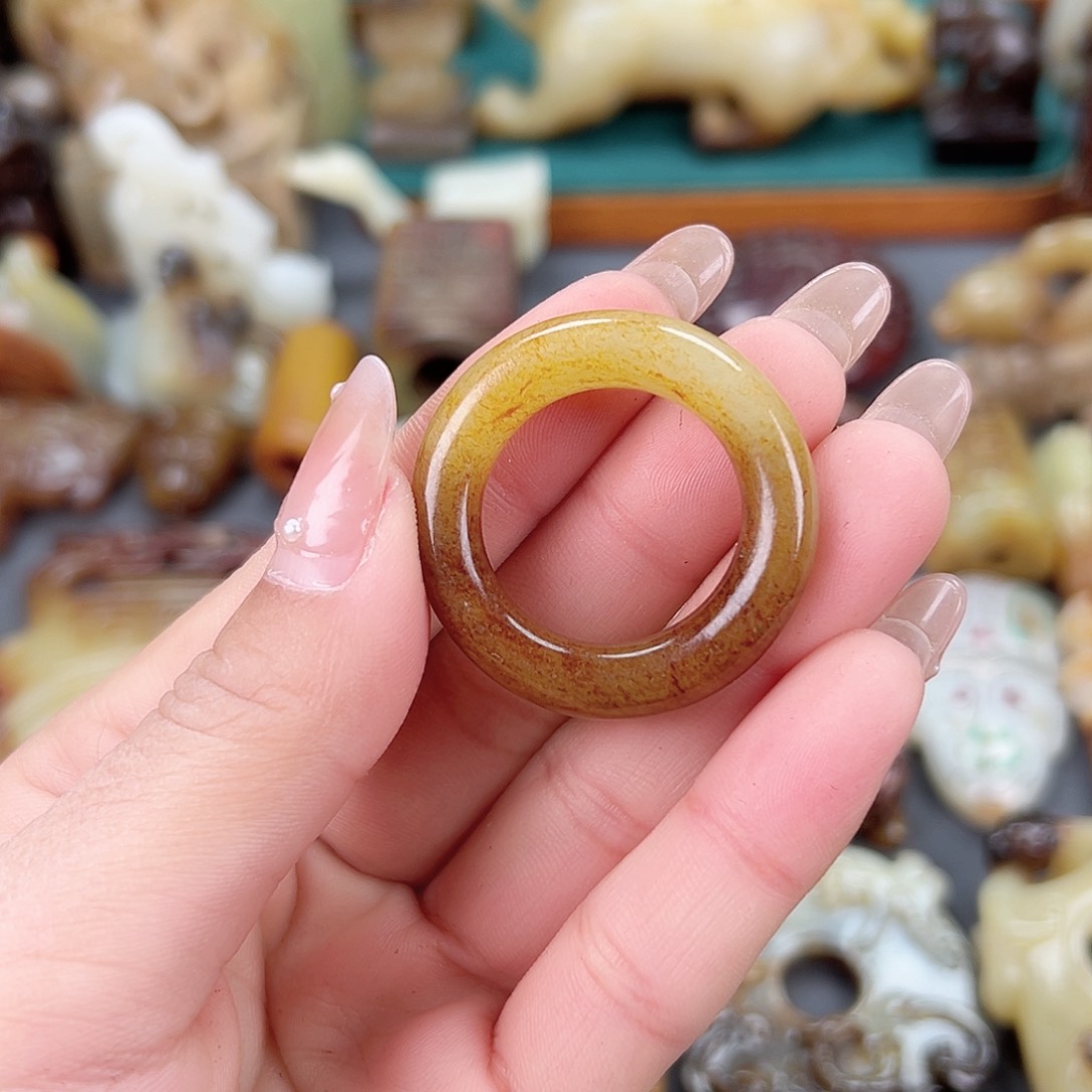 和田玉（糖玉）颈饰未镶嵌北*广