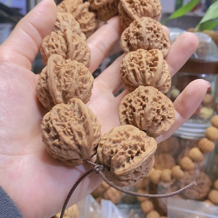 【闪购商品】文玩核桃把件34宫灯手持