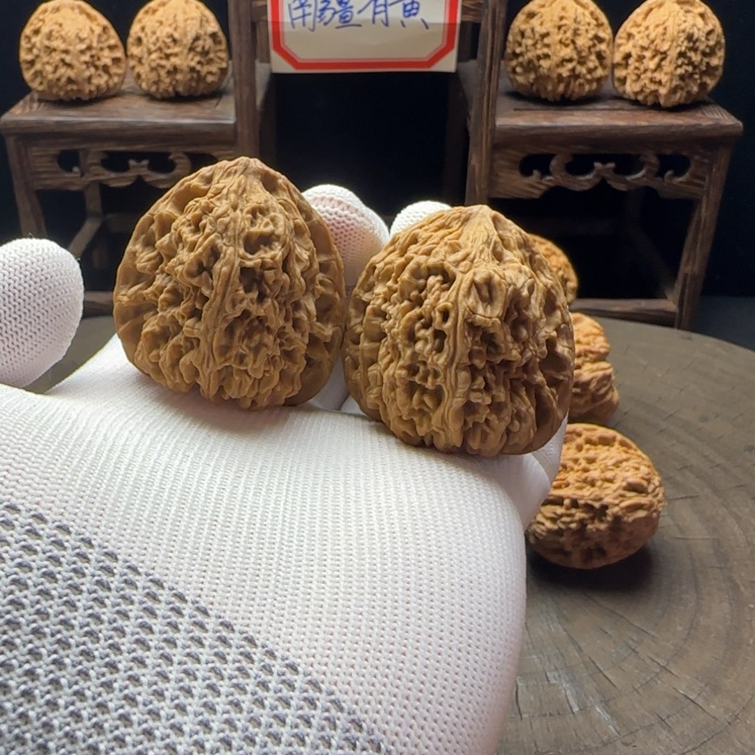 吊坠文玩核桃41三角炮弹