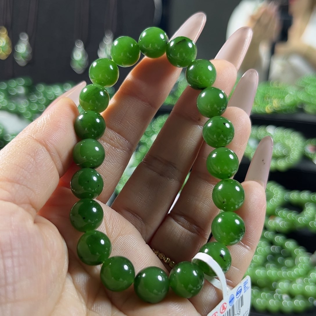 未镶嵌和田玉（碧玉）手链9.5