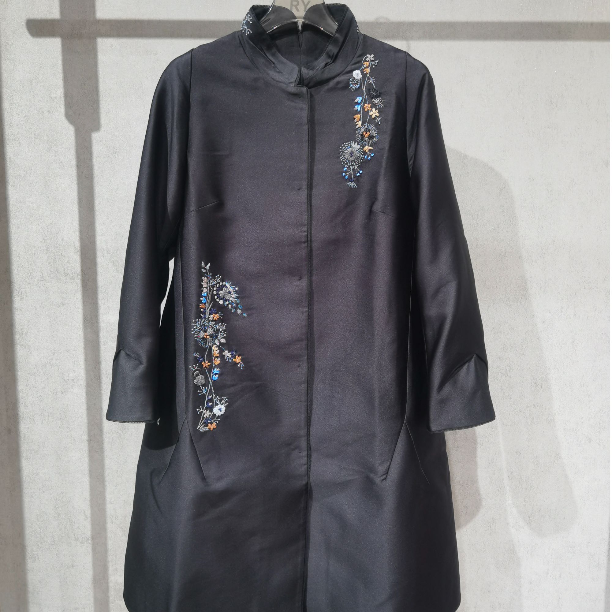 RY | 熠熠生辉手工刺绣新中式棉服外套