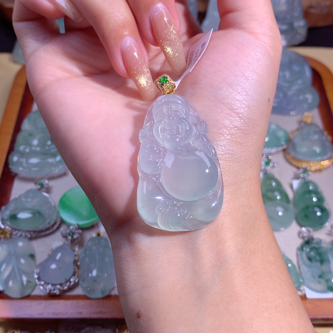 翡翠吊坠(不含链)18K金镶嵌