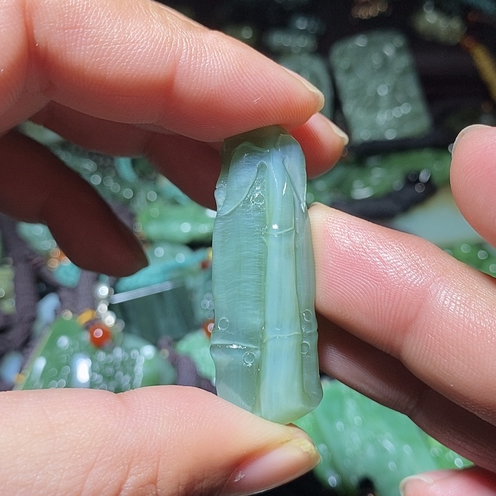 和田玉未镶嵌吊坠(不含链)
