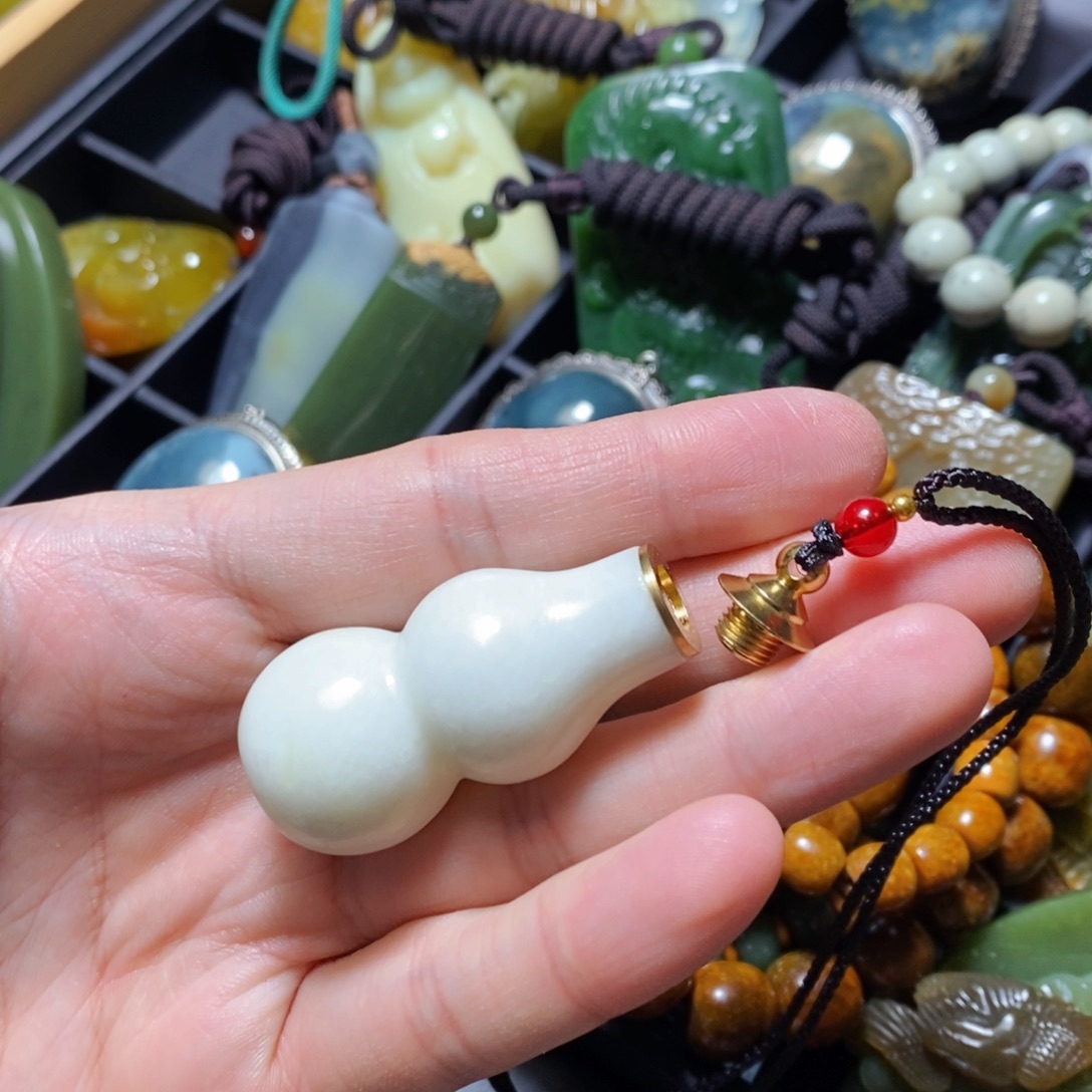 蛇纹石玉未镶嵌颈饰不退不换