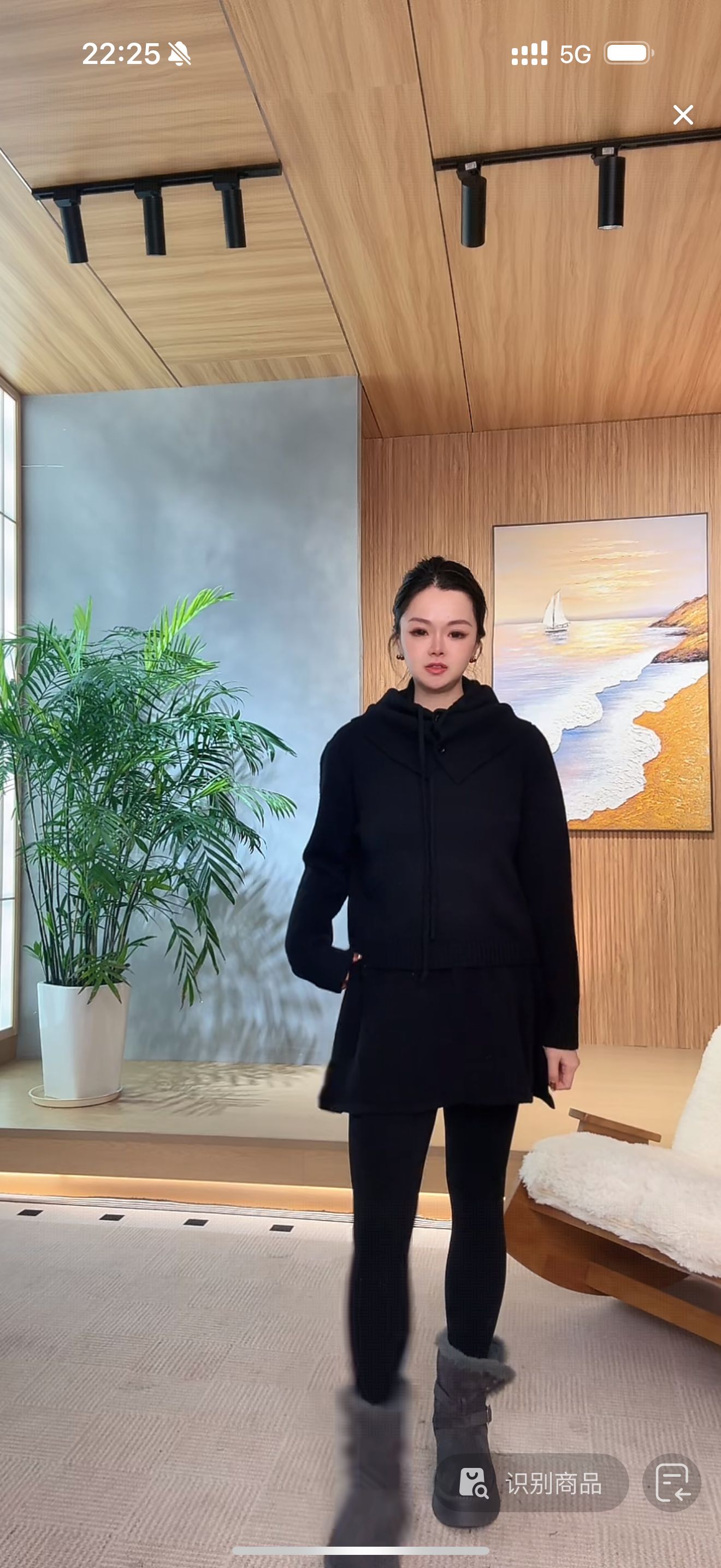 WEI“西西里”100绵羊毛超软水洗加厚小帽披肩两件套2505SSW5963