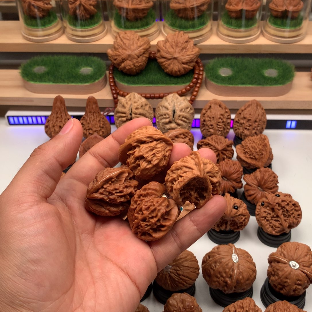 【闪购商品】吊坠文玩核桃龙****居隐隐约约
