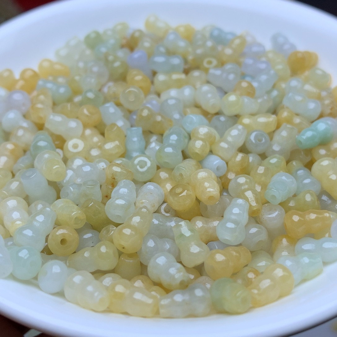 【闪购商品】翡翠手链未镶嵌卡5乘7.4冰多宝葫芦50个