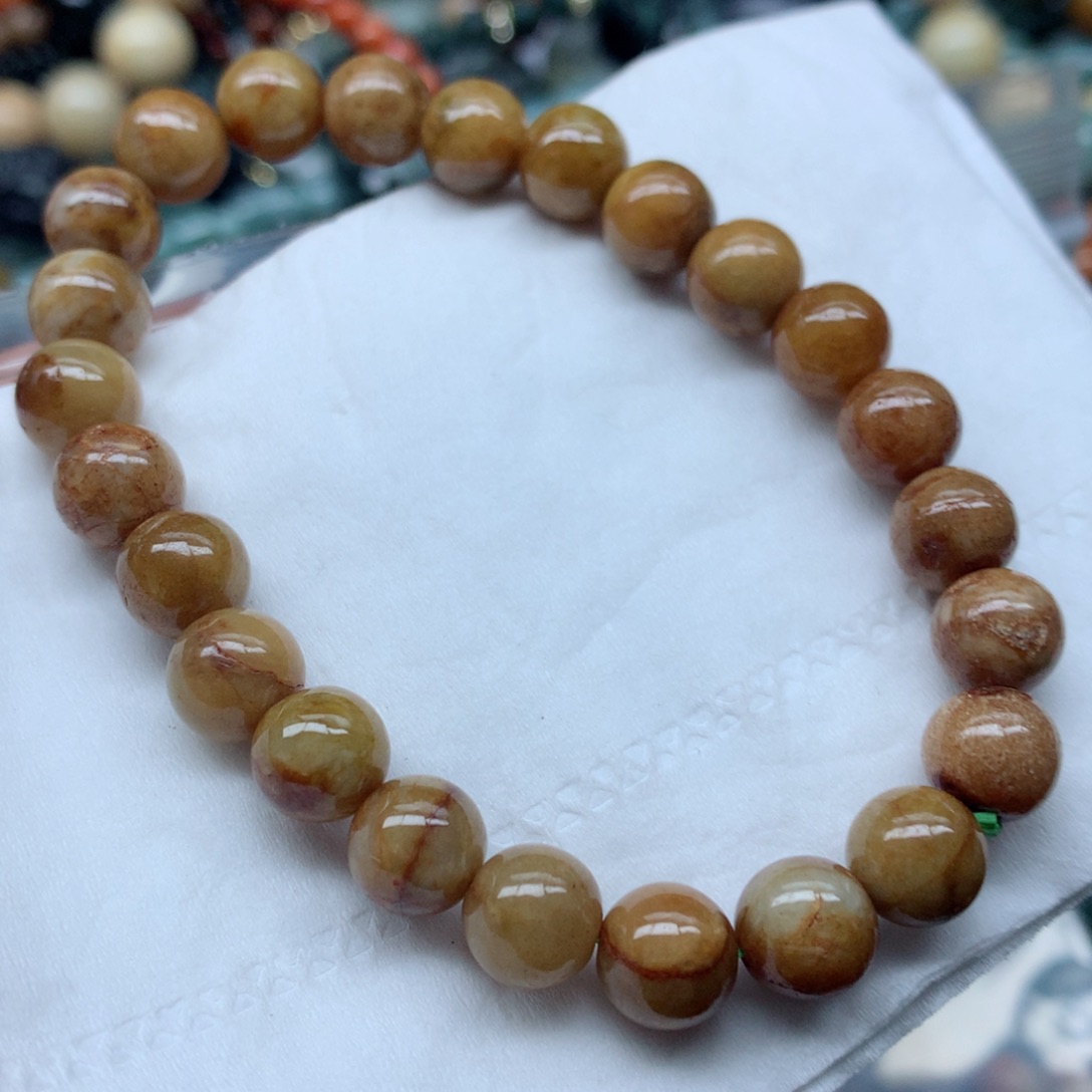 翡翠颈饰未镶嵌珠子