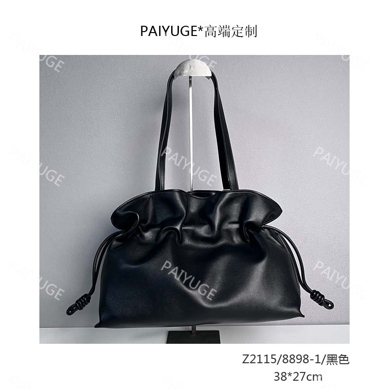 Z2115/8898-1/黑色  Paiyuge高端订制女士单肩包斜挎包手提包1529