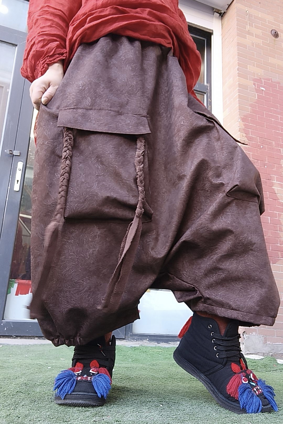 无吊牌咖色压花双层一字档裤子