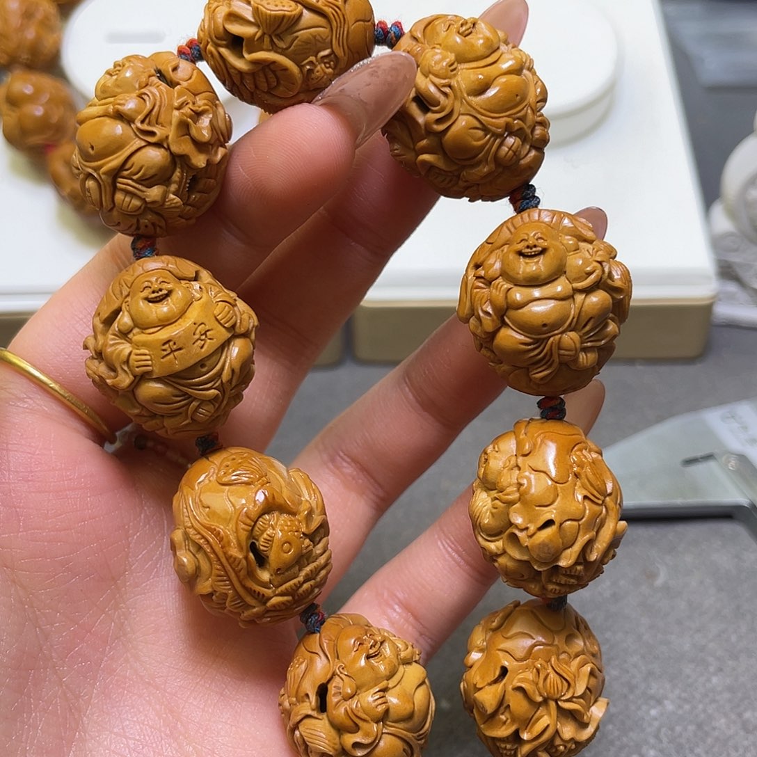 特***心橄榄核吊坠橄榄核雕