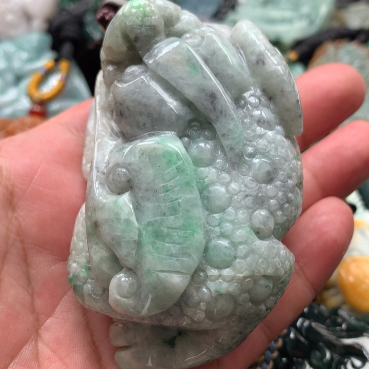 翡翠颈饰未镶嵌保真天然A货翡翠