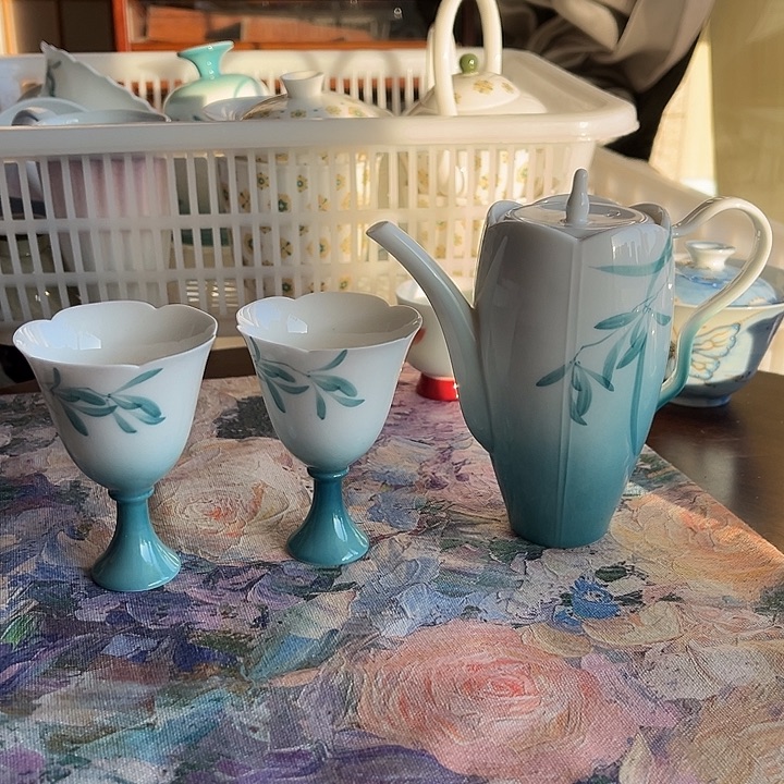 三件套哈哈哈哈哈哈哈哈哈哈