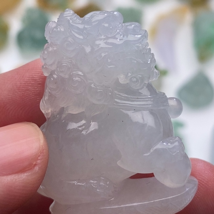 柏***涵定制翡翠未镶嵌狮子