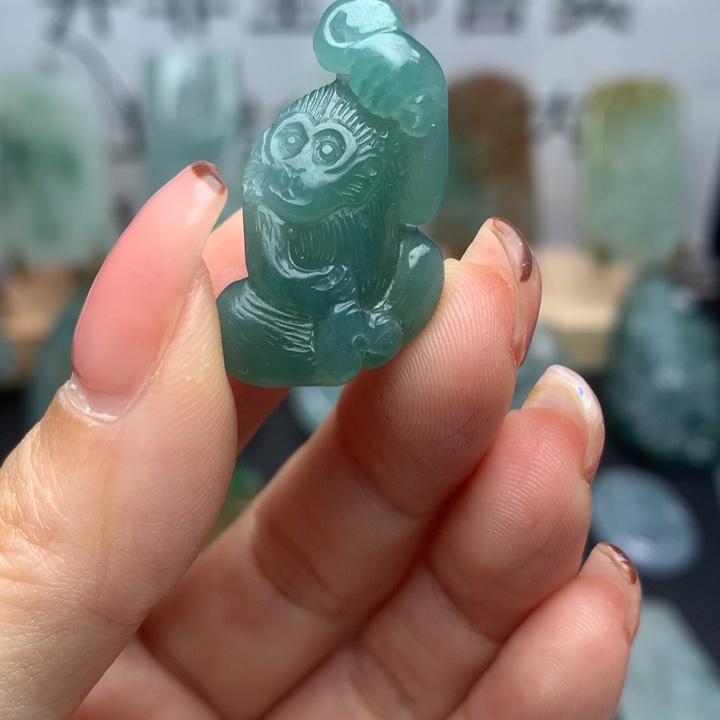 定制翡翠未镶嵌天然翡翠