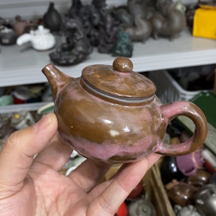 陶瓷艺术品及陶瓷壶