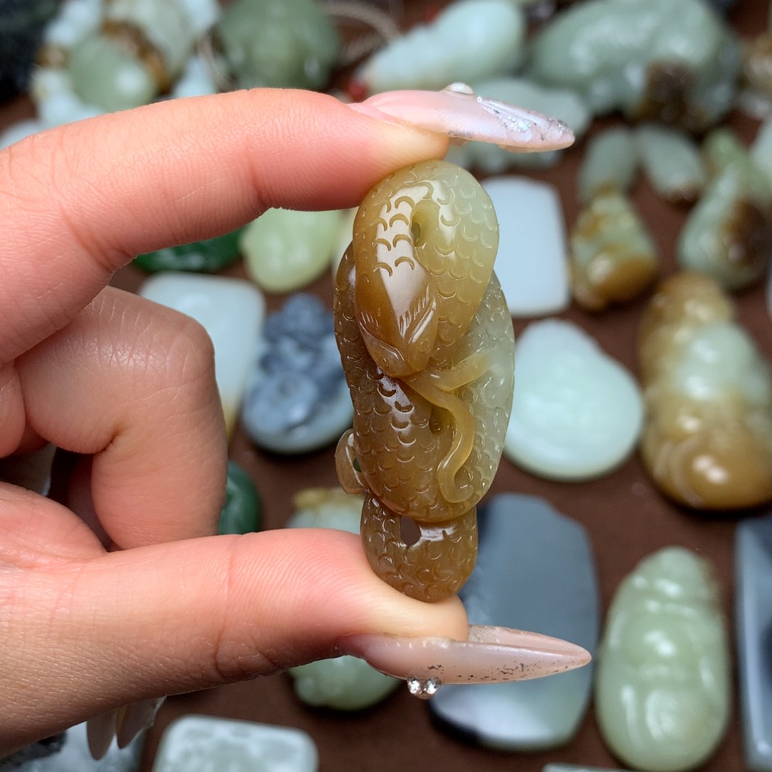 和田玉挂件未镶嵌