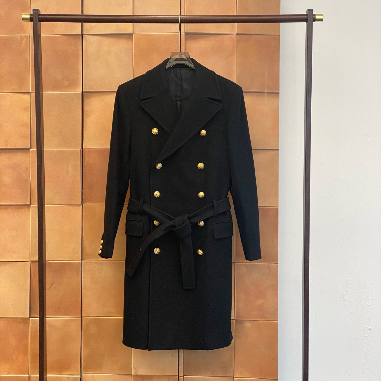 99新 BALMAIN/巴尔曼 黑色双排金扣系腰带毛呢大衣/50码/29794