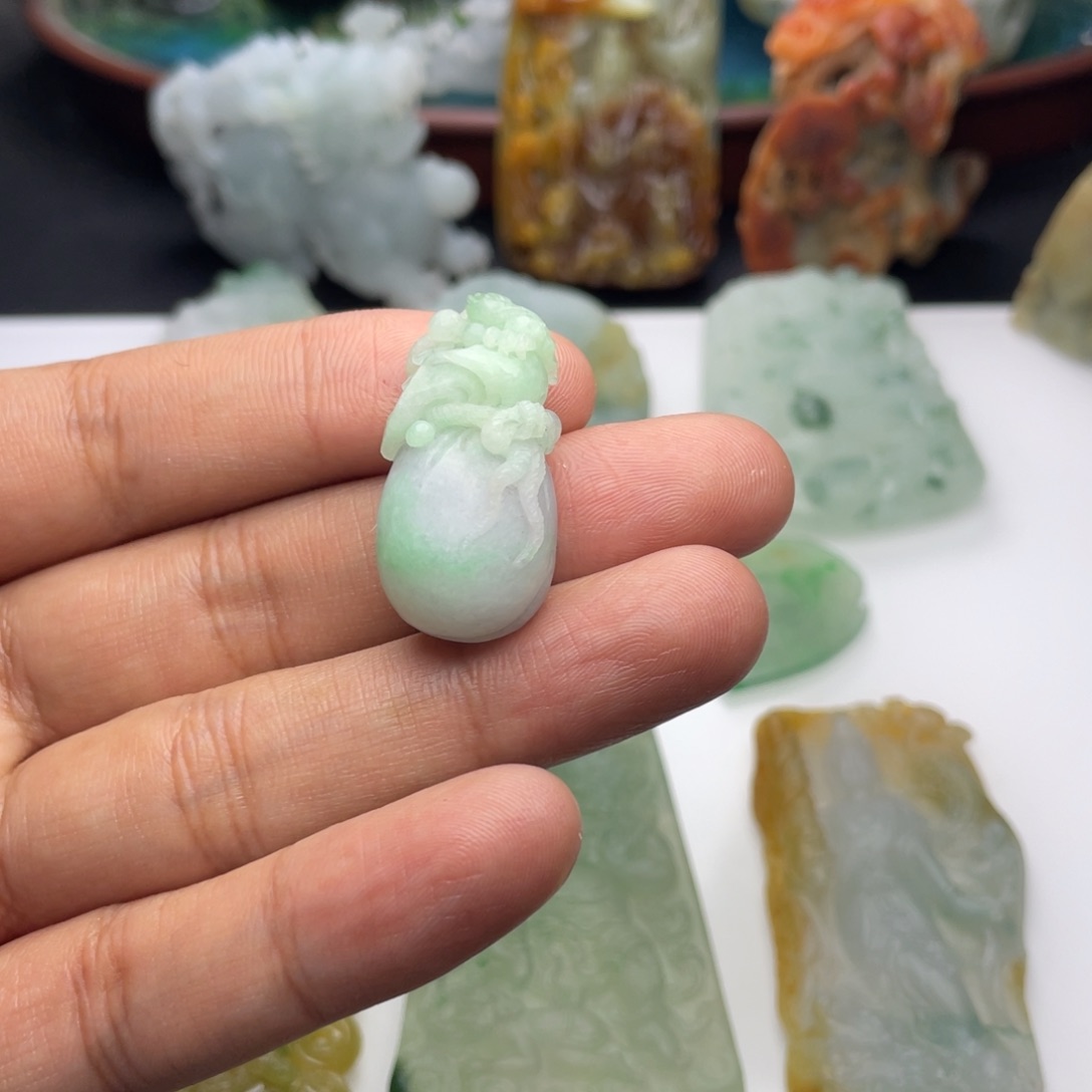 定制翡翠未镶嵌钱袋子