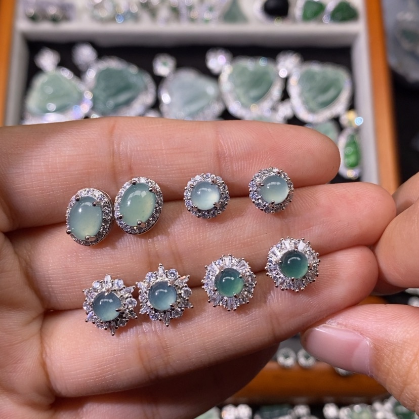 【闪购商品】翡翠颈饰未镶嵌诚*天然