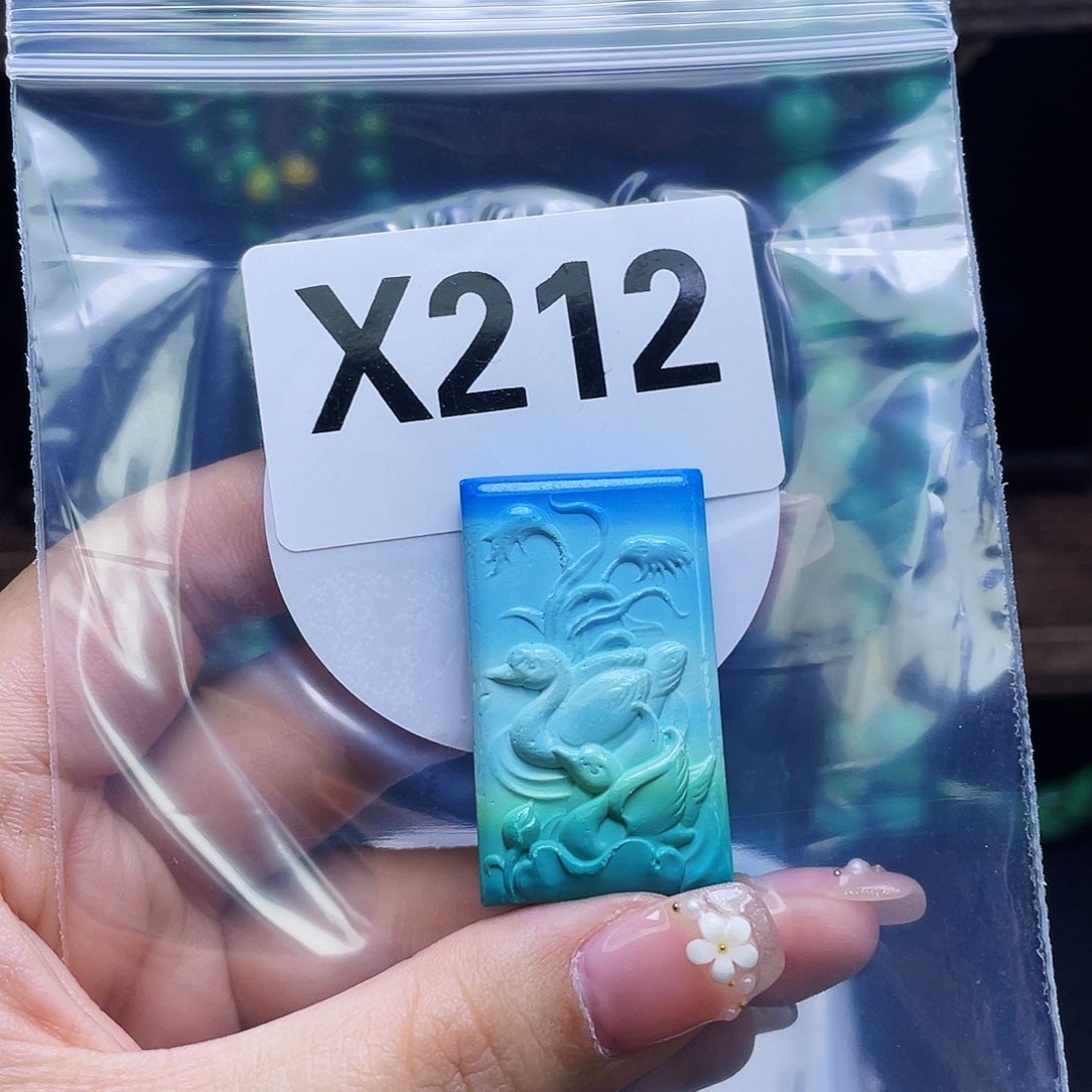 A湖北十堰原矿绿小松