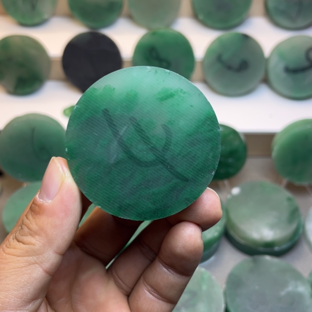 定制石英质玉（非洲翠）定制老虎题材