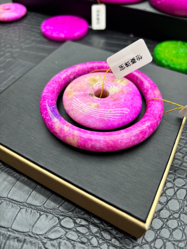 非金属珐琅吊坠 09南非原矿区老料桃红樱花平安扣吊坠多样发其一