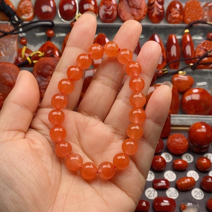 南红玛瑙手串未镶嵌