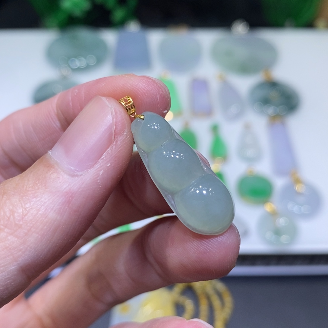 翡翠18K金镶嵌吊坠(不含链)