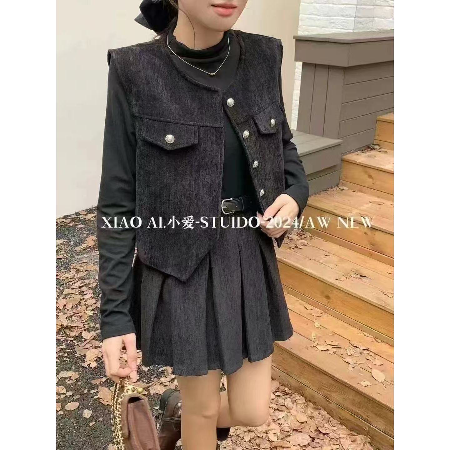 雨涵家韩版小香风打底衫马甲+百褶裙三件套8760