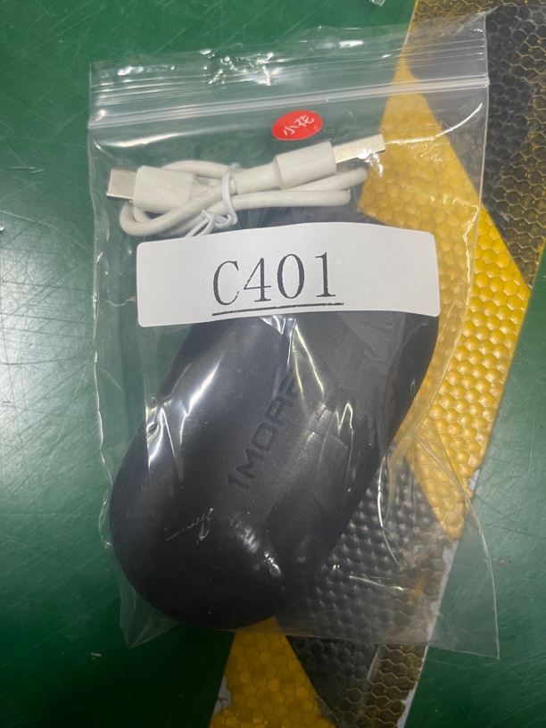 9新 1MORE/万魔 捡漏万魔蓝牙耳机编号C401