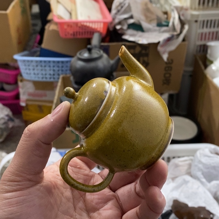 陶瓷艺术品及陶瓷壶