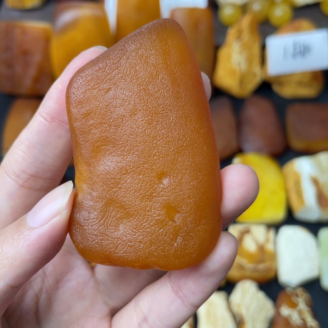 定制蜜蜡未镶嵌原石