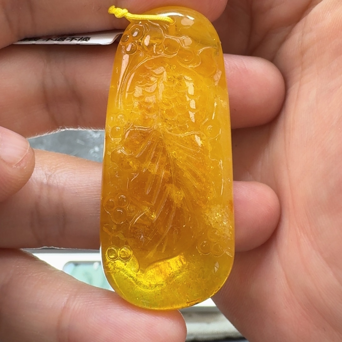 琥珀未镶嵌珠宝奇石648