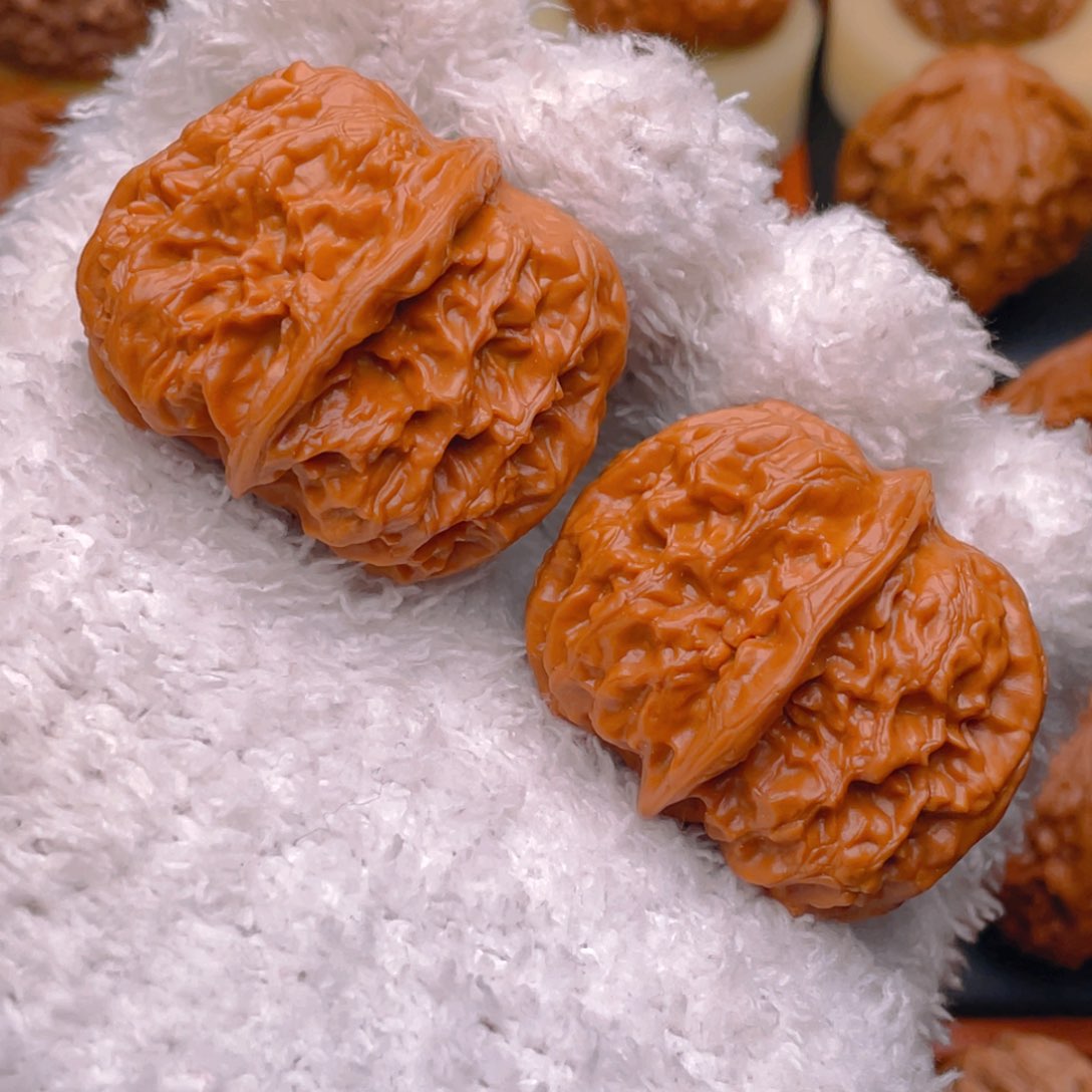 文玩核桃把件42肚平谷方块