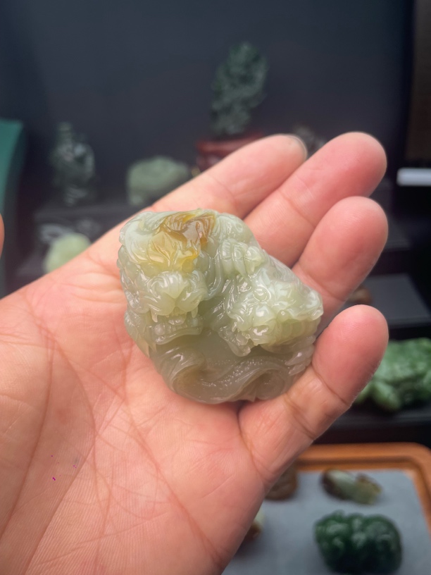 和田玉貔貅男女款挂件