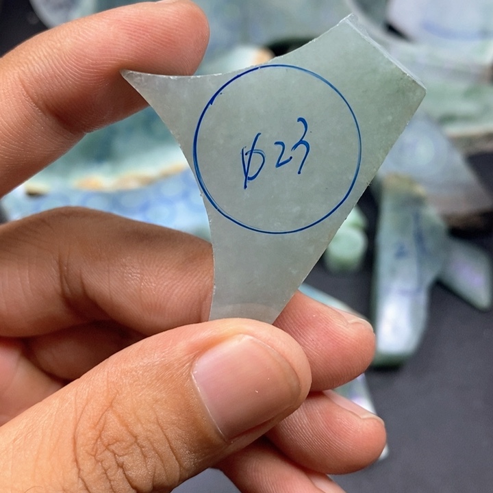 翡翠裸石毛料不包工