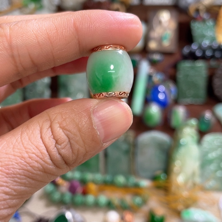 翡翠散珠漂亮8888888888