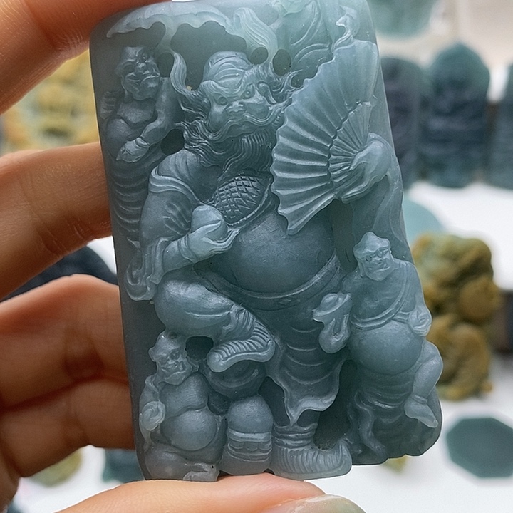 醉***尘定制翡翠未镶嵌翡翠