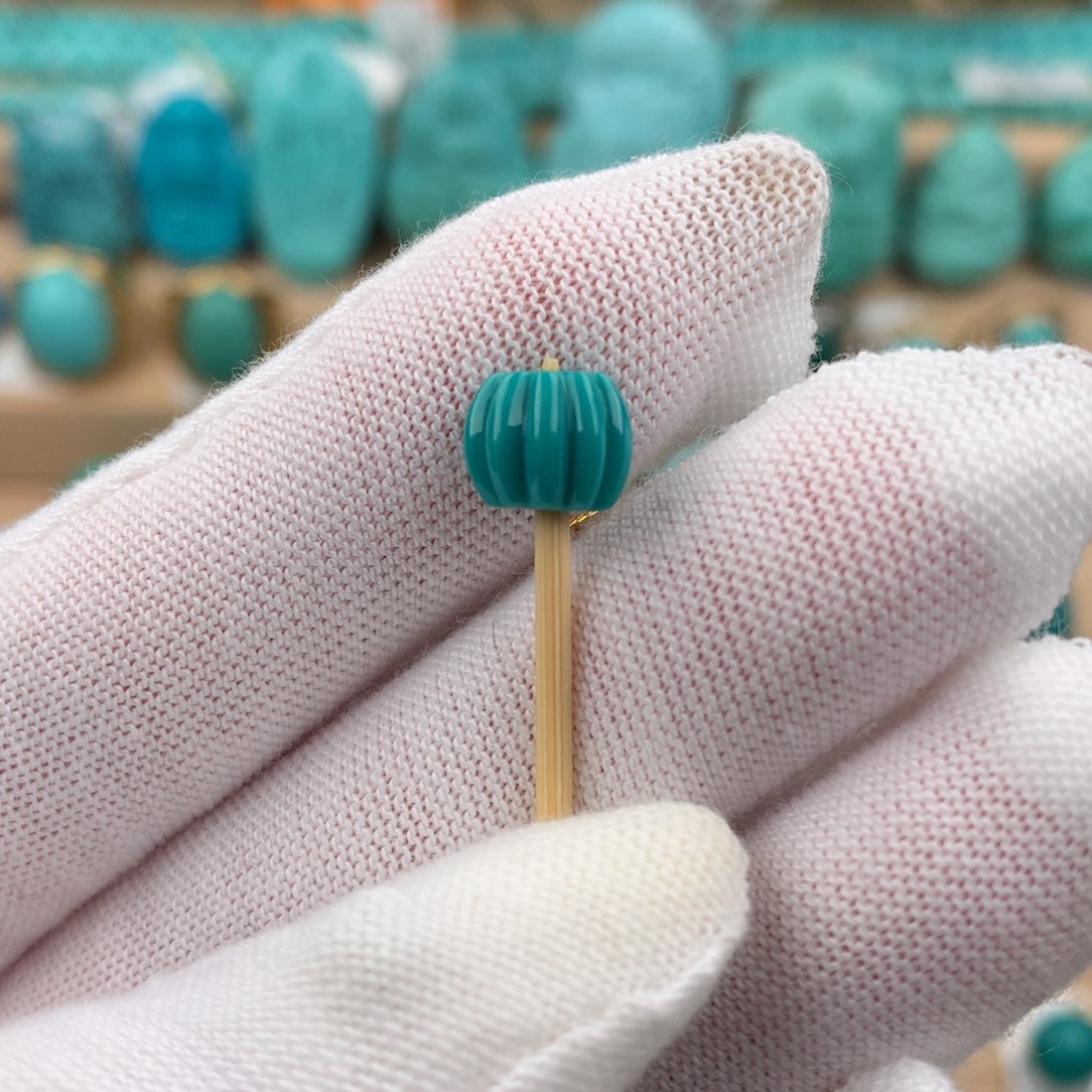 绿松石配饰未镶嵌卡8*7