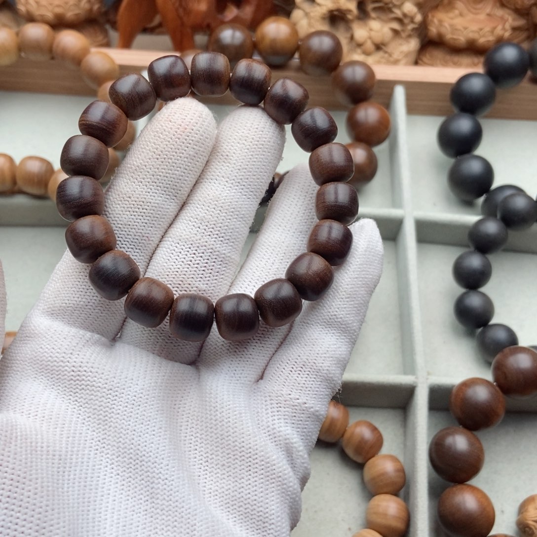 檀香木手串/手链n*210.11老山檀黑肉奶香手串